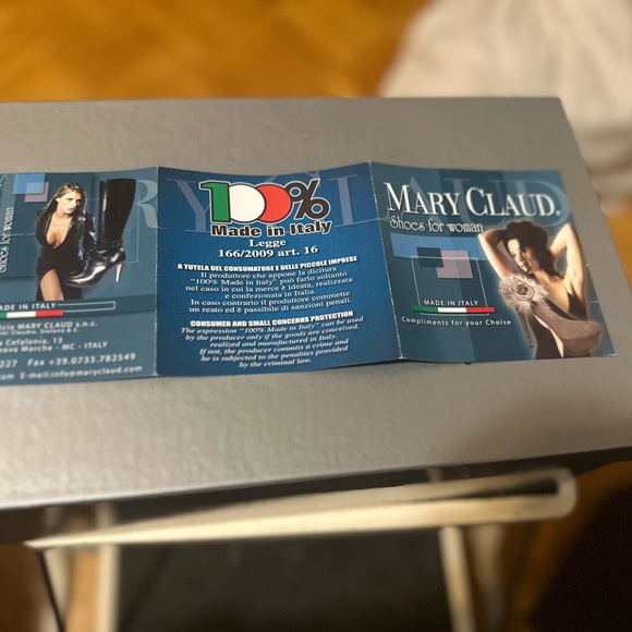 Mary Claud Royal Blue Velour Pumps New - Picture 6 of 12